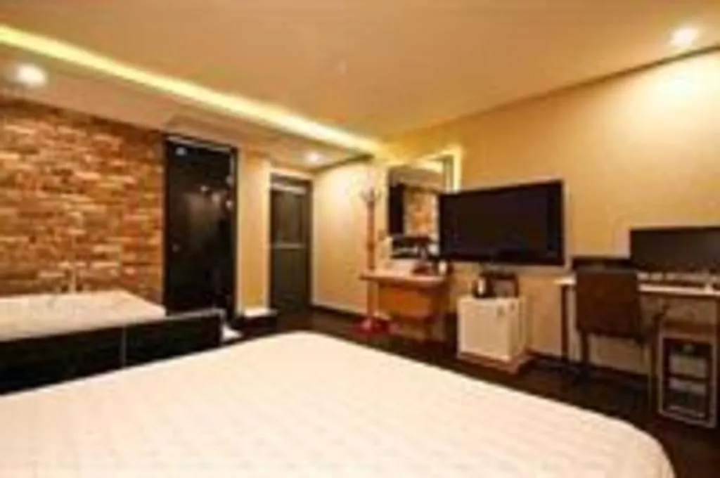 Comma Hotel Busan Motel