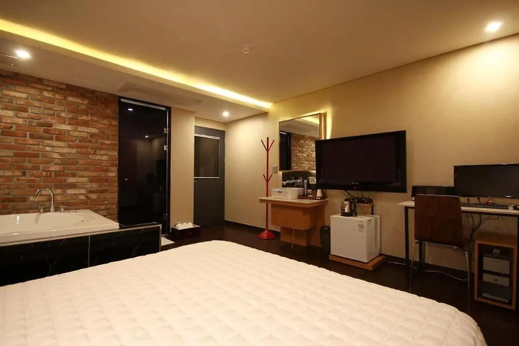 ** Motel Comma Hotel Busan South Korea