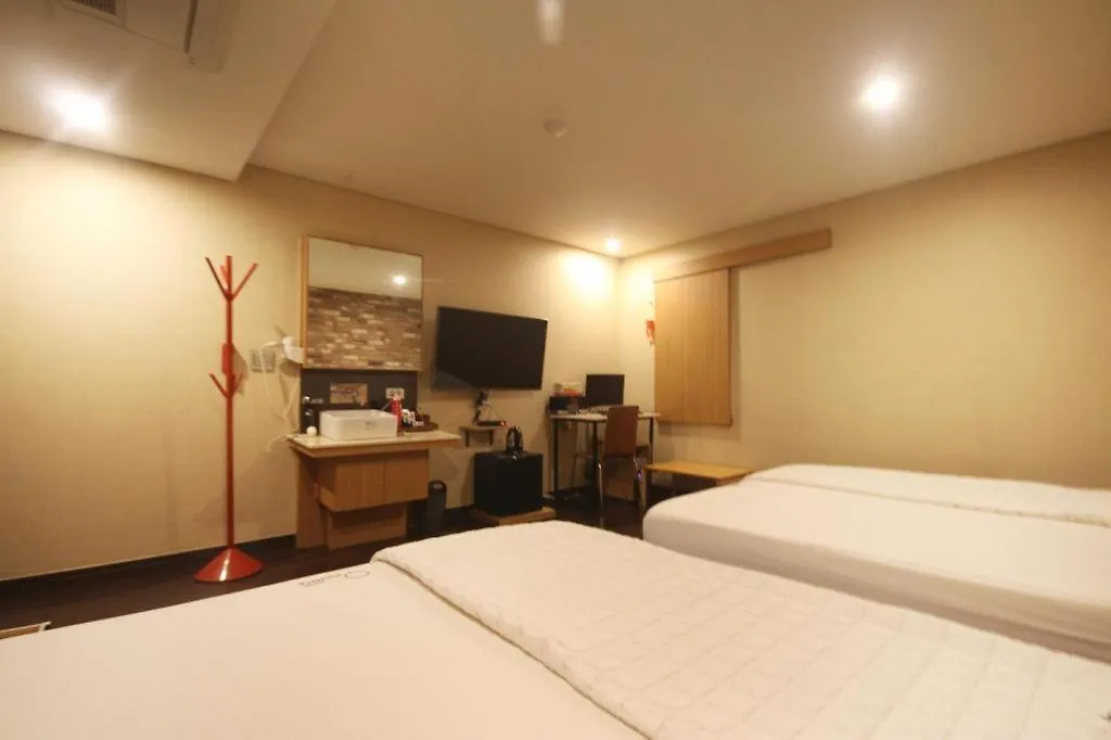 Comma Hotel Busan