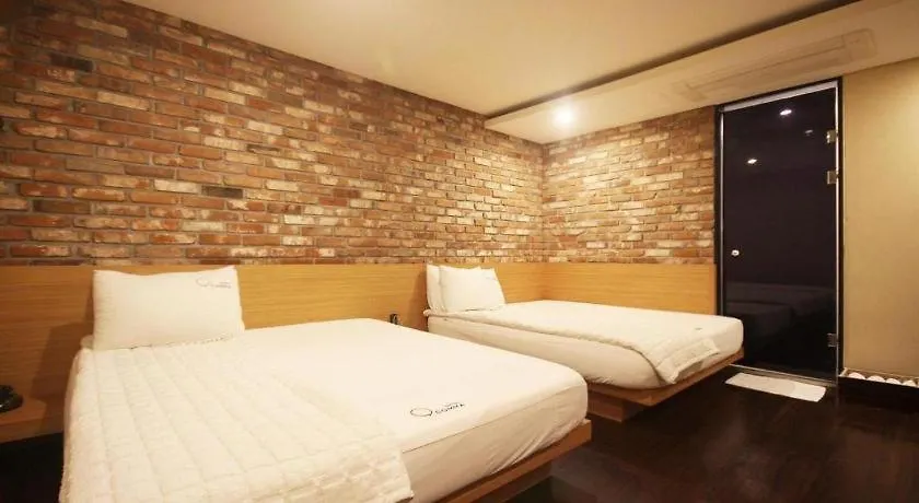 Comma Hotel Busan 2*,  South Korea