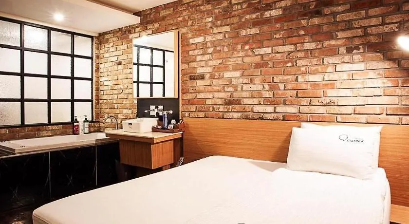 Motel Comma Hotel Busan