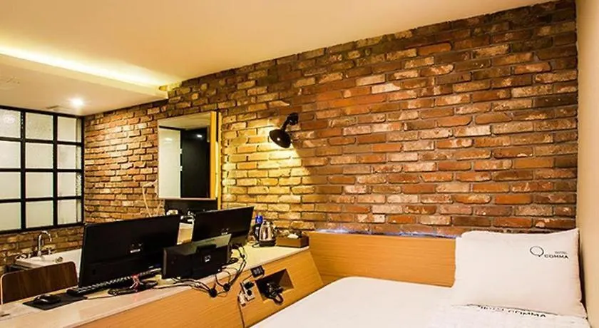 Comma Hotel Busan Motel