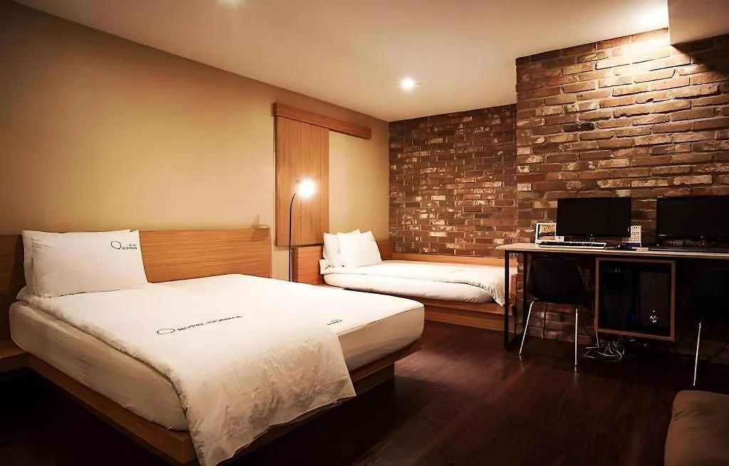 Comma Hotel Busan 2*,  South Korea